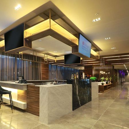 Hilton Garden Inn Monterrey Obispado Exterior photo